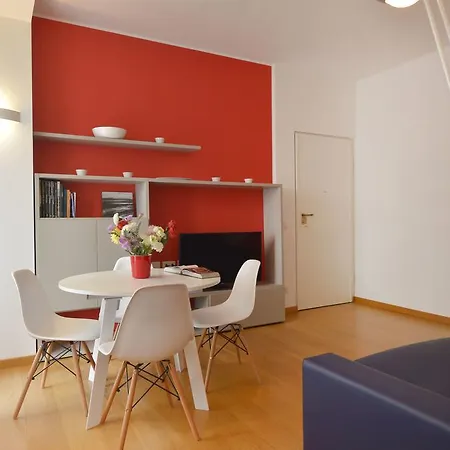 Lägenhet Cornalia Halldis Milano